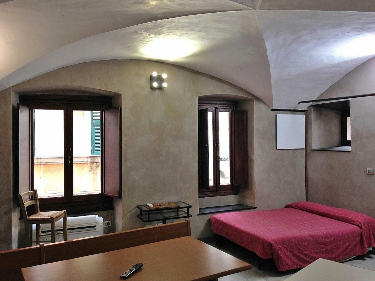 Lovingenoa - Antico Convento Apartment Exterior foto