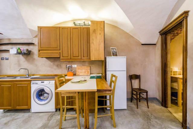 Lovingenoa - Antico Convento Apartment Exterior foto