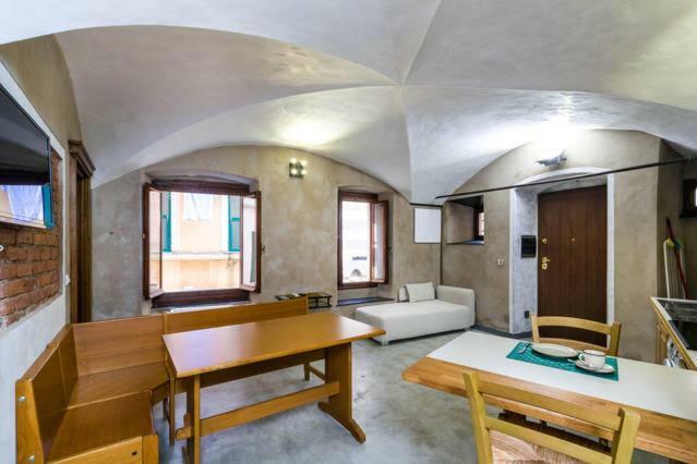 Lovingenoa - Antico Convento Apartment Exterior foto