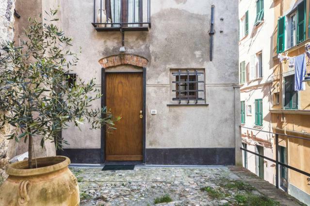 Lovingenoa - Antico Convento Apartment Exterior foto