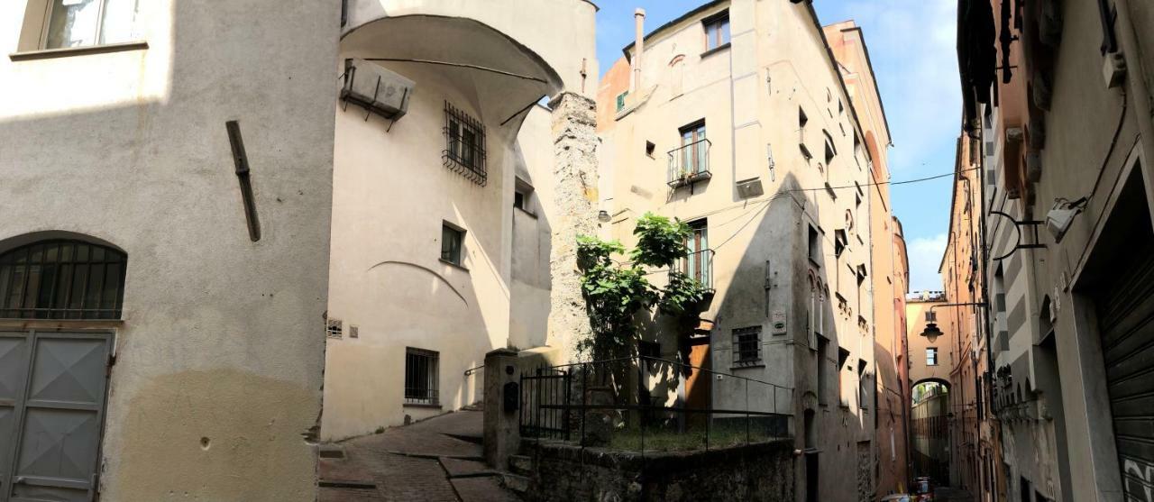Lovingenoa - Antico Convento Apartment Exterior foto